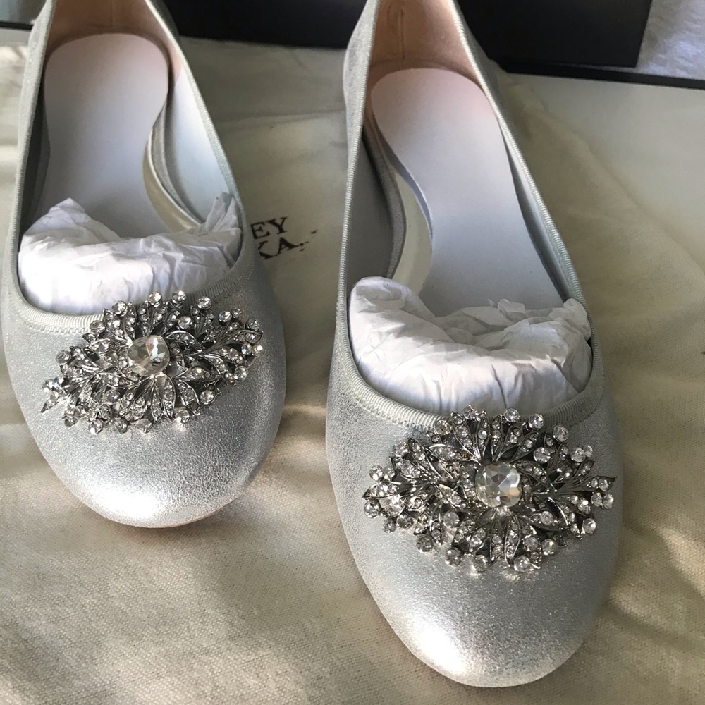 Badgley Mischka Abella Silver Ballet Formal 8.5NEW